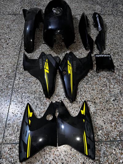 Yamaha Y B R 125 Original Accessories.