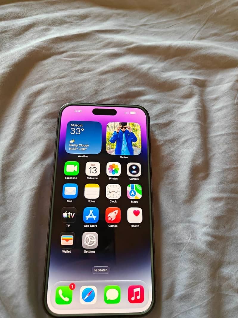 Apple iPhone 14 Pro Max 1