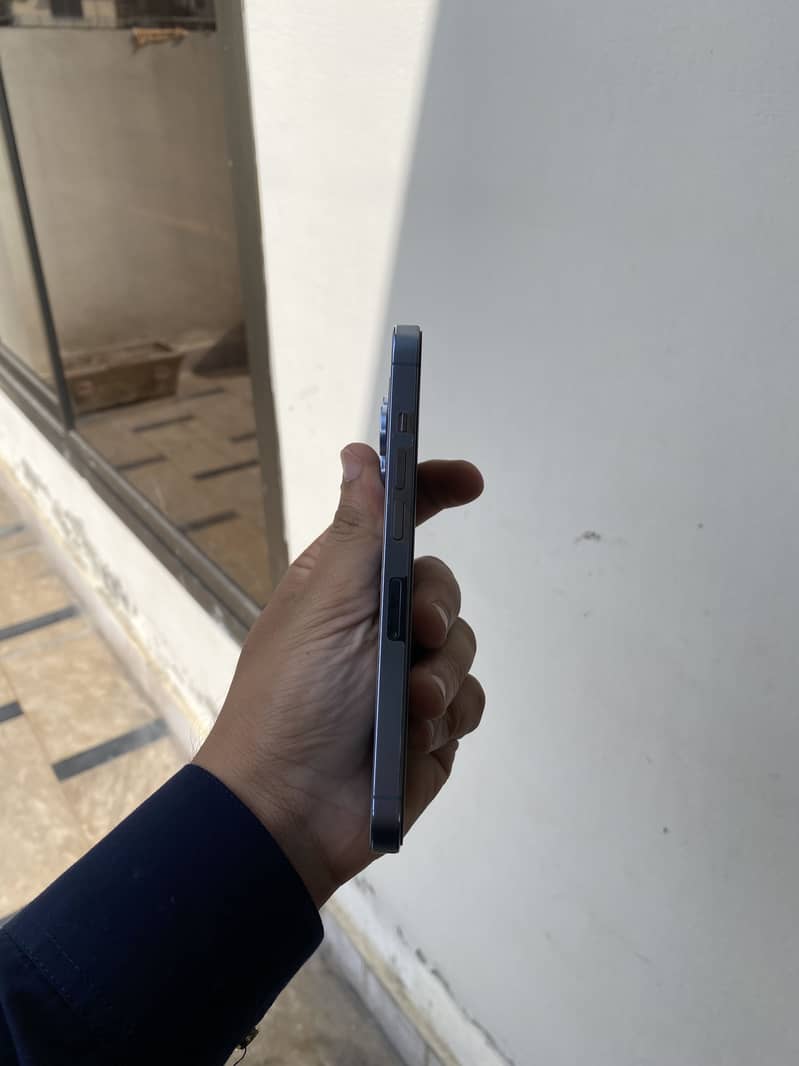 Apple iPhone 13 Pro 6