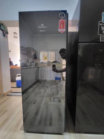 Dawlance Vertical Freezer (Excellent Condition)