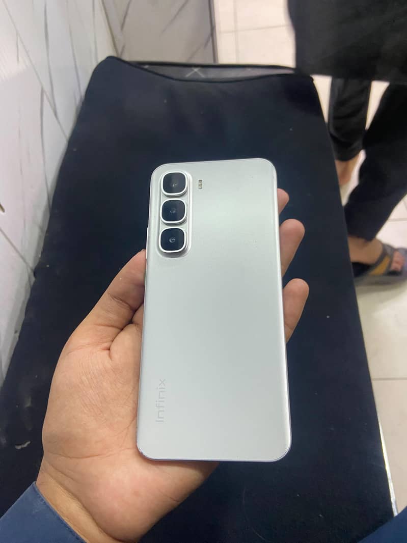 Infinix 60pro plus 5