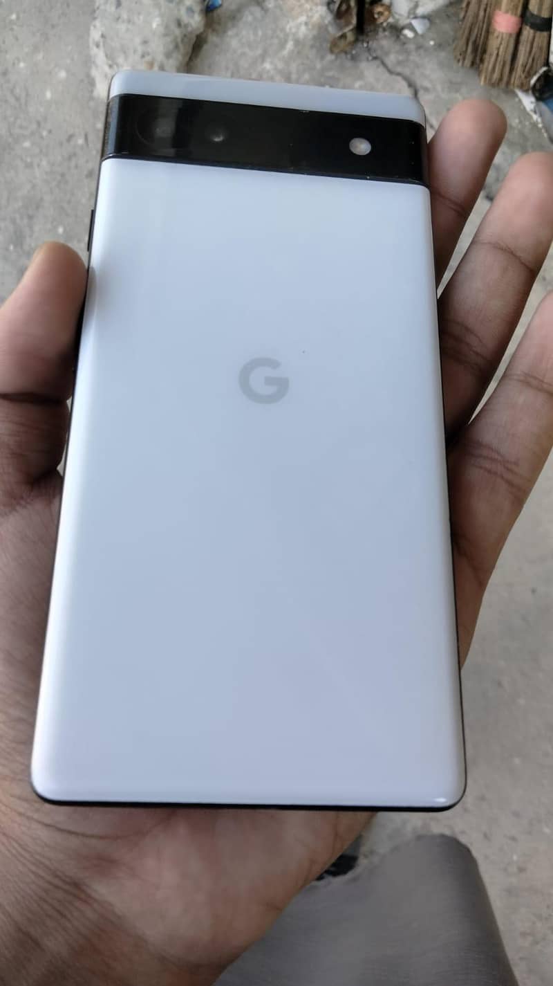 Google Pixel 6a 1