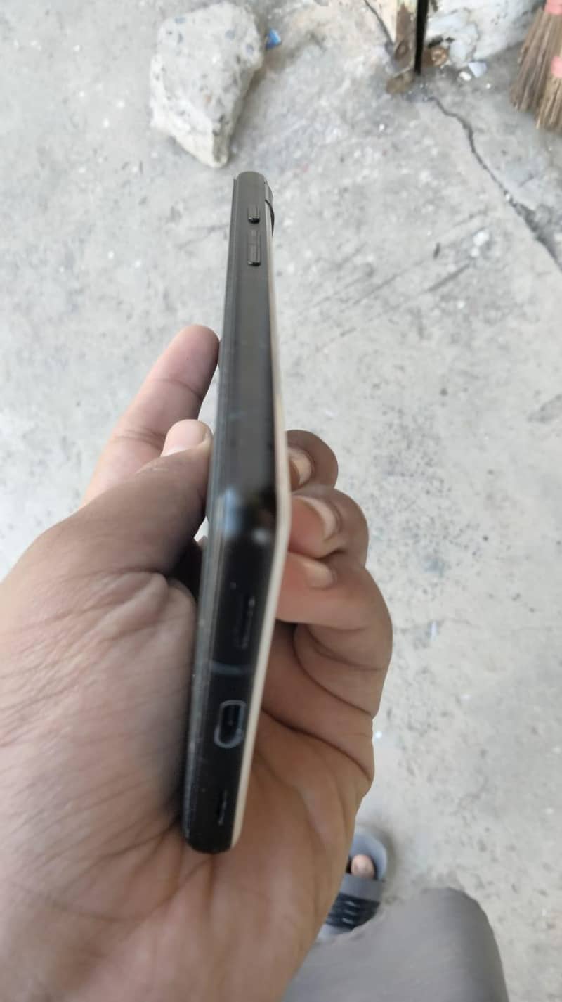 Google Pixel 6a 4