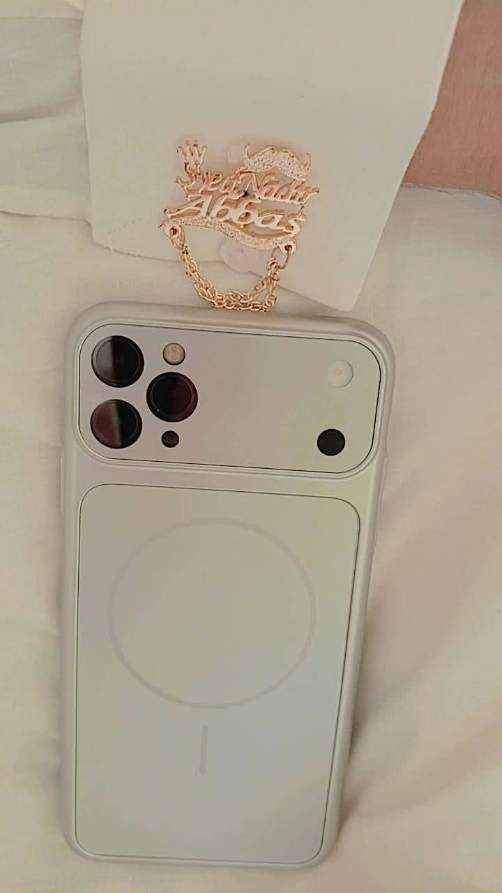 Apple iPhone 11 Pro Max 1