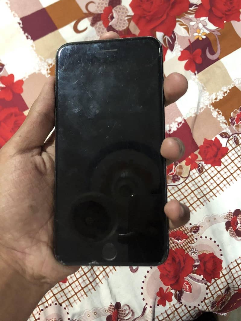 Apple iPhone 7 Plus 3