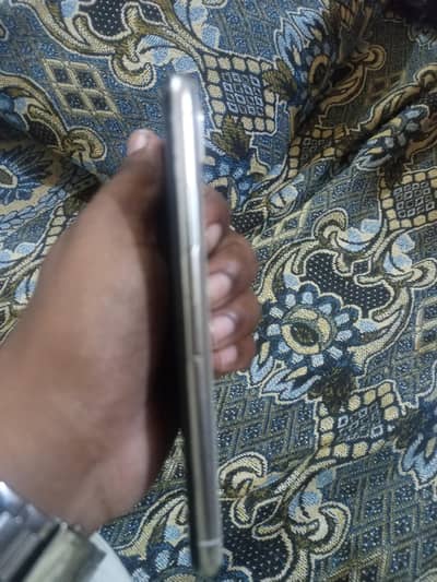 pta 64gb 10_9 back chang