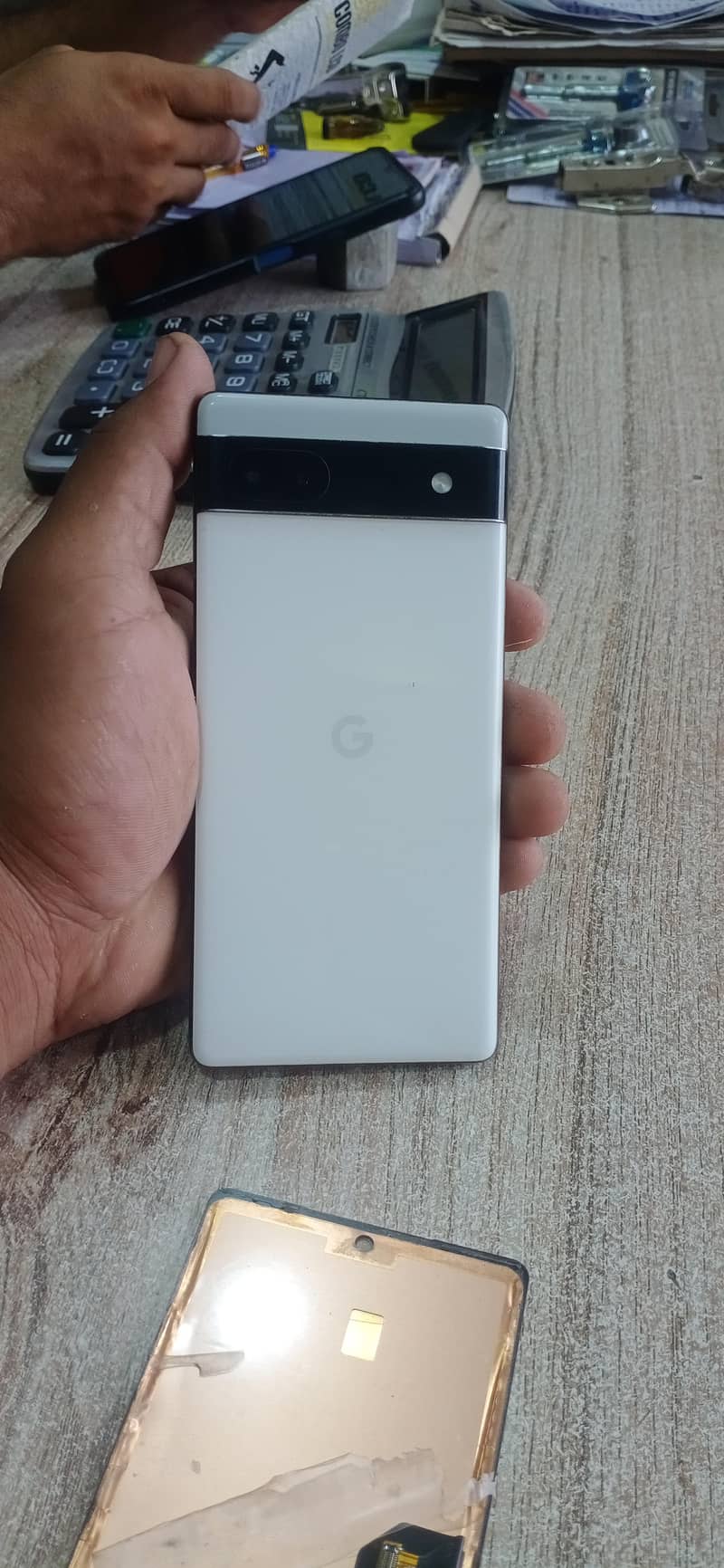 Google Pixel 6a 1