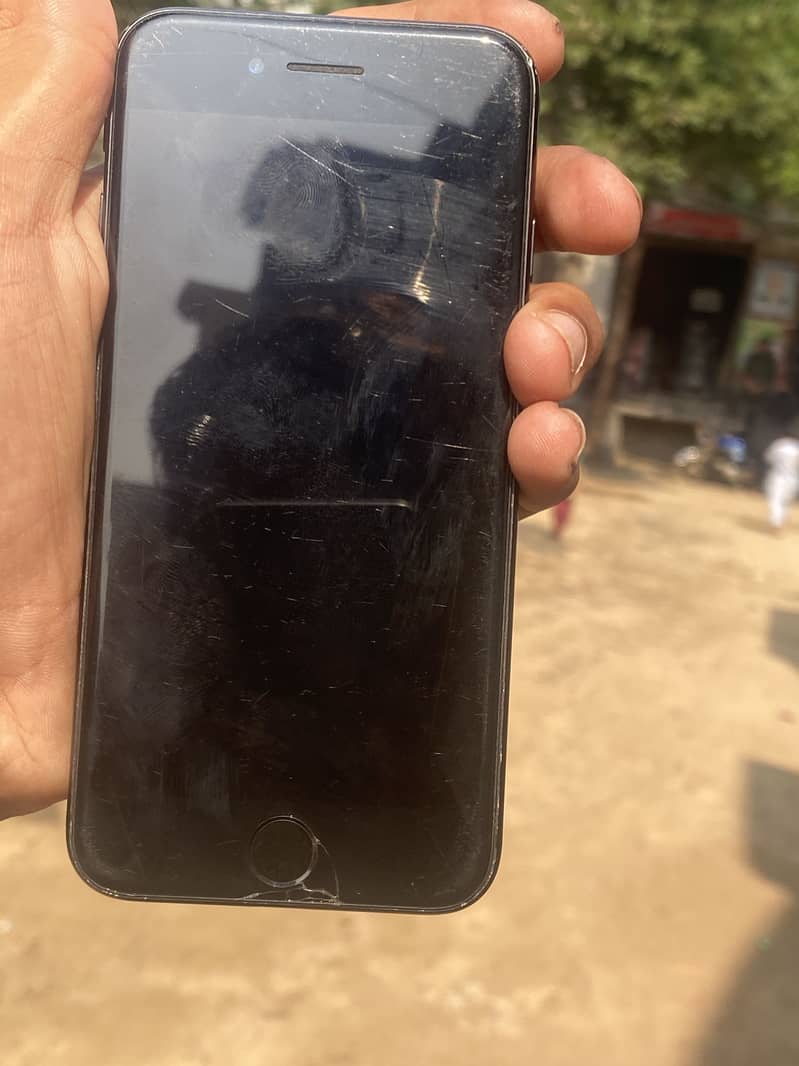 Apple iPhone 7 5