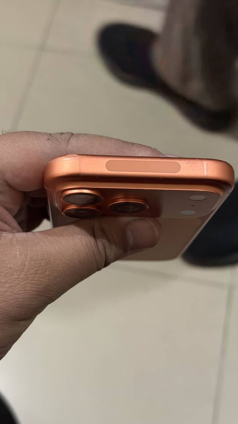 Apple iPhone 17 Pro 1