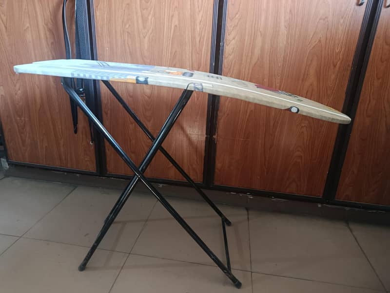 foldable iron stand 1