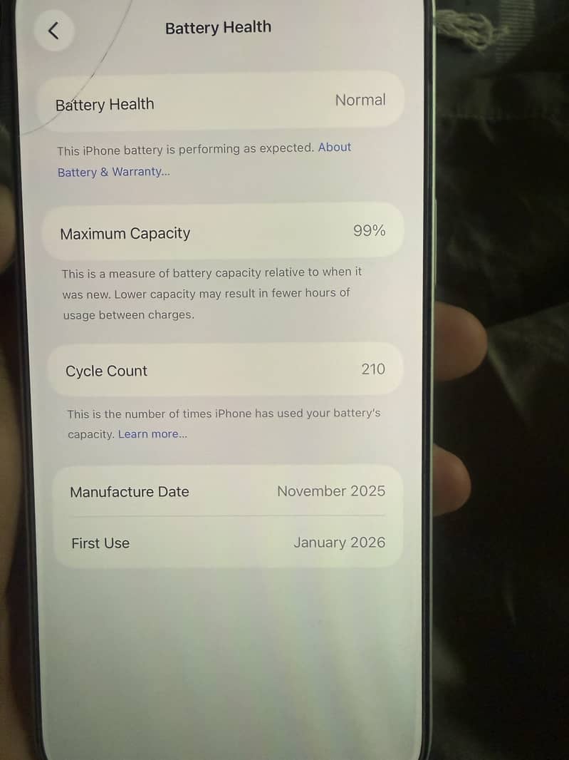 Apple iPhone 17 Pro Max 3
