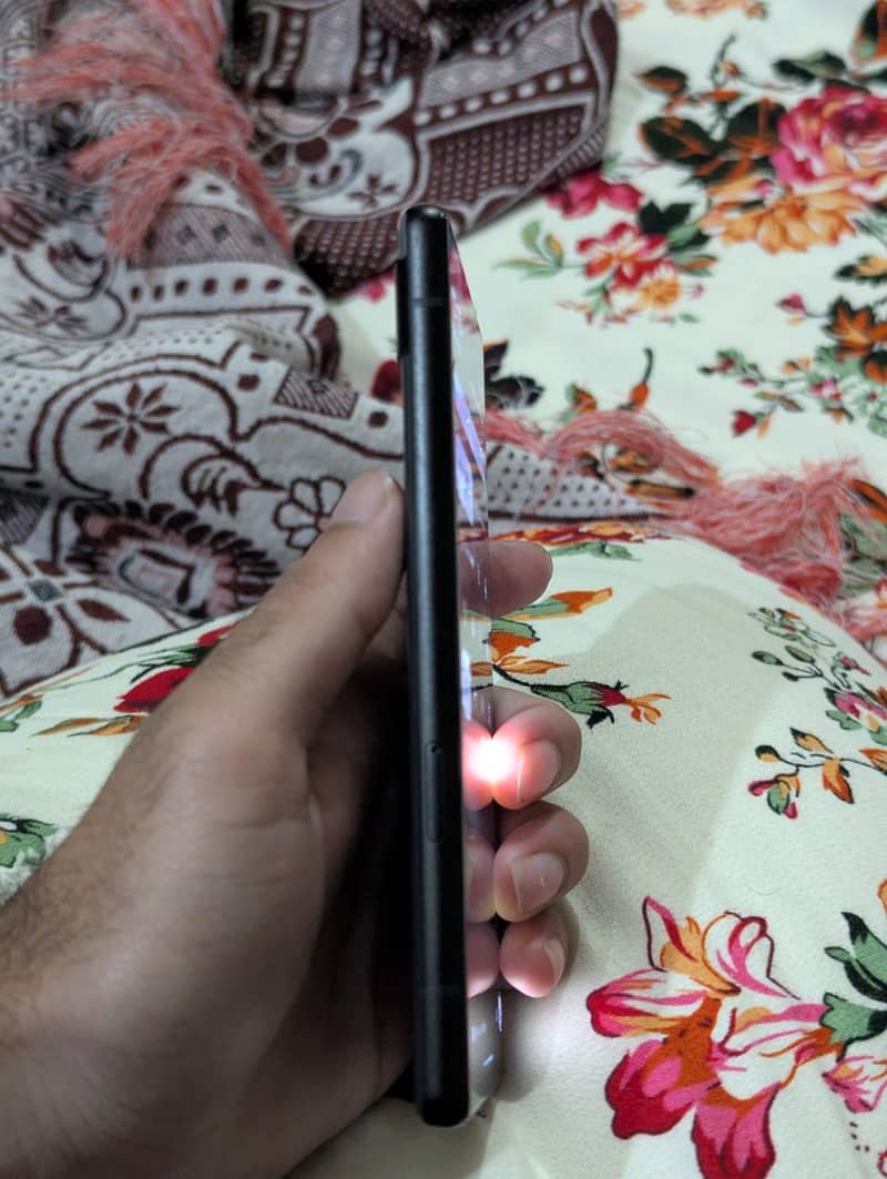 Google Pixel 6a 1