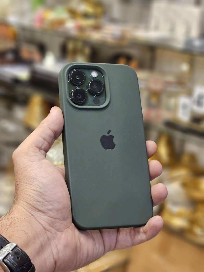 Apple iPhone 13 Pro 0