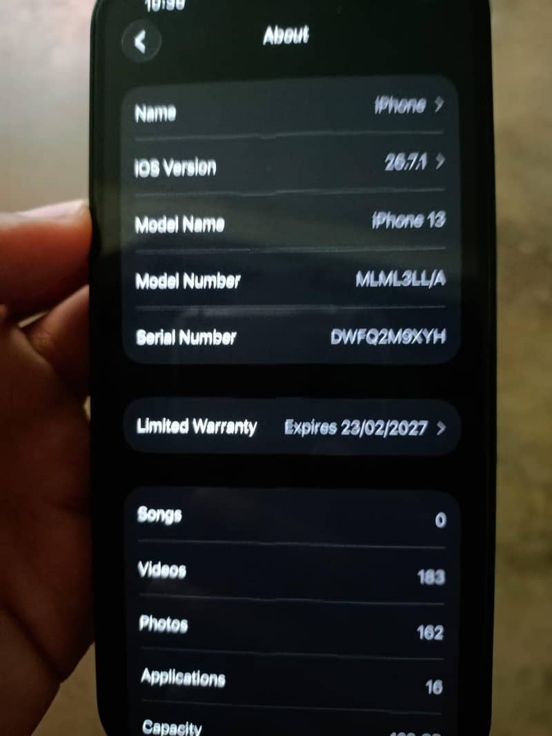 Apple iPhone 13 8