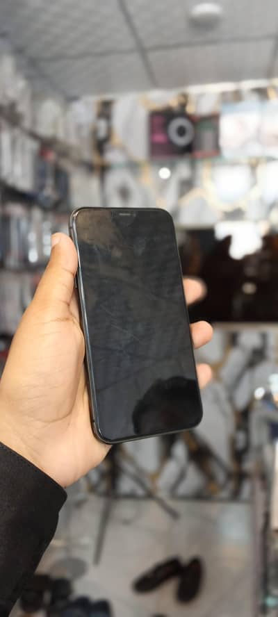Apple iPhone 11