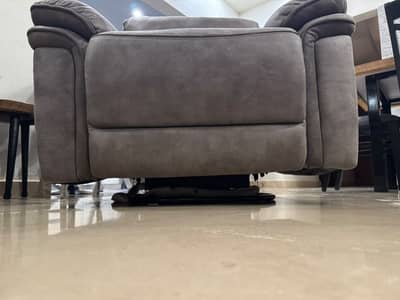 360’ degree revolving recliner