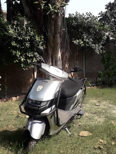 brand new eveon joy max just 300km driven