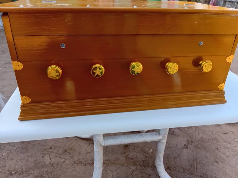 Harmonium 4