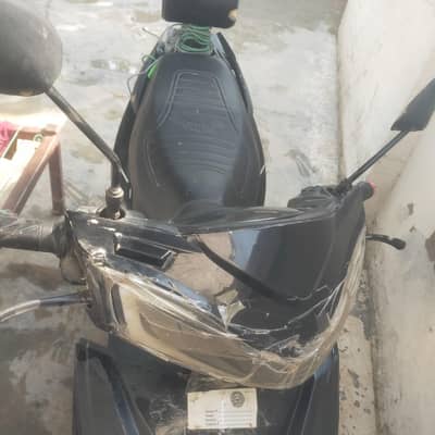 ELECTRIC SCOOTY YJ FUTURE