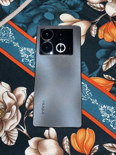 Infinix Note 40