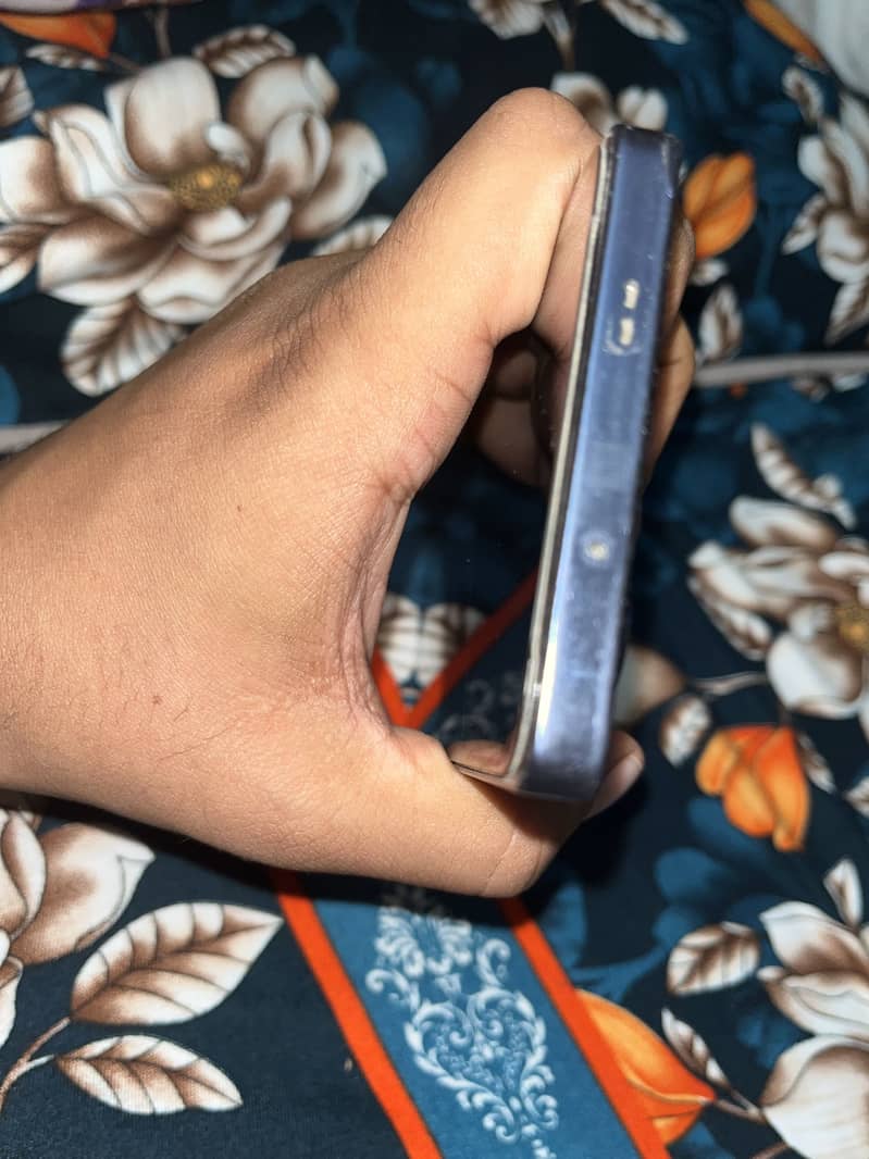 Infinix Note 40 2