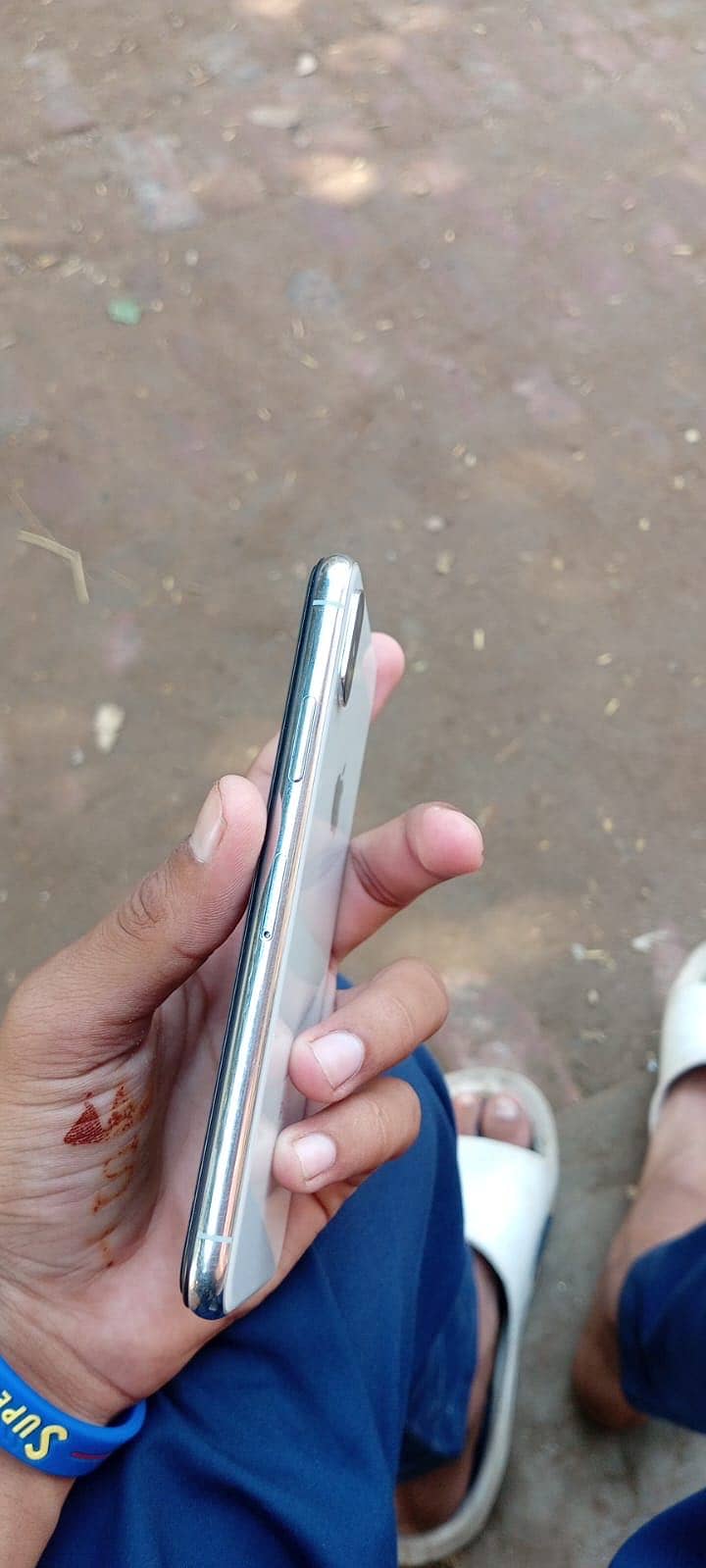 Apple iPhone X 3