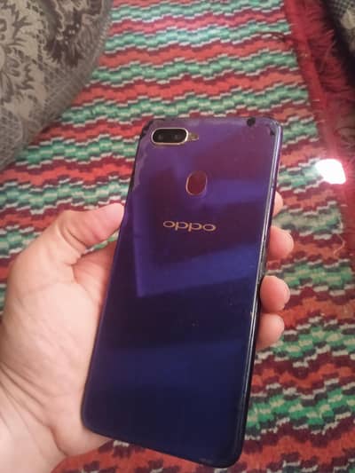 OPPO F9