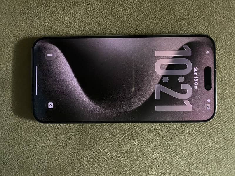 Apple iPhone 15 Pro Max 2
