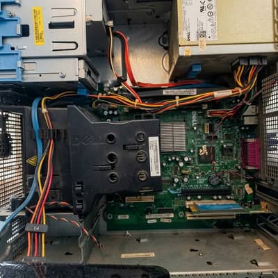 Dell OptiPlex Desktop Tower PC