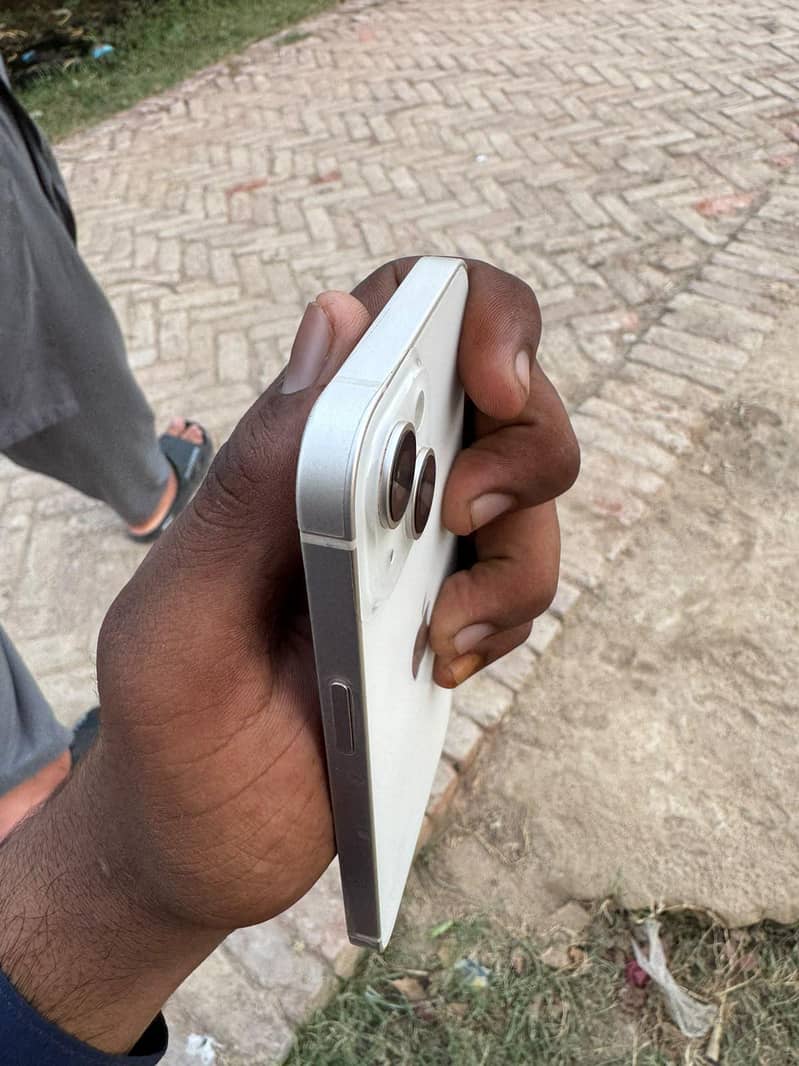 Apple iPhone 14 0