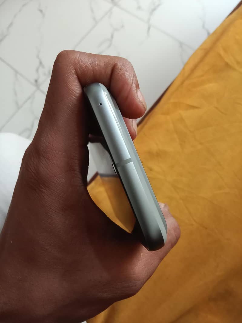 Google Pixel 8 1