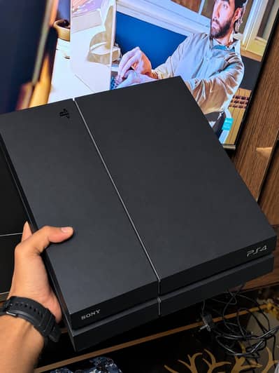 PS4 Pro 500GB with Original Camouflage Controllers & POC