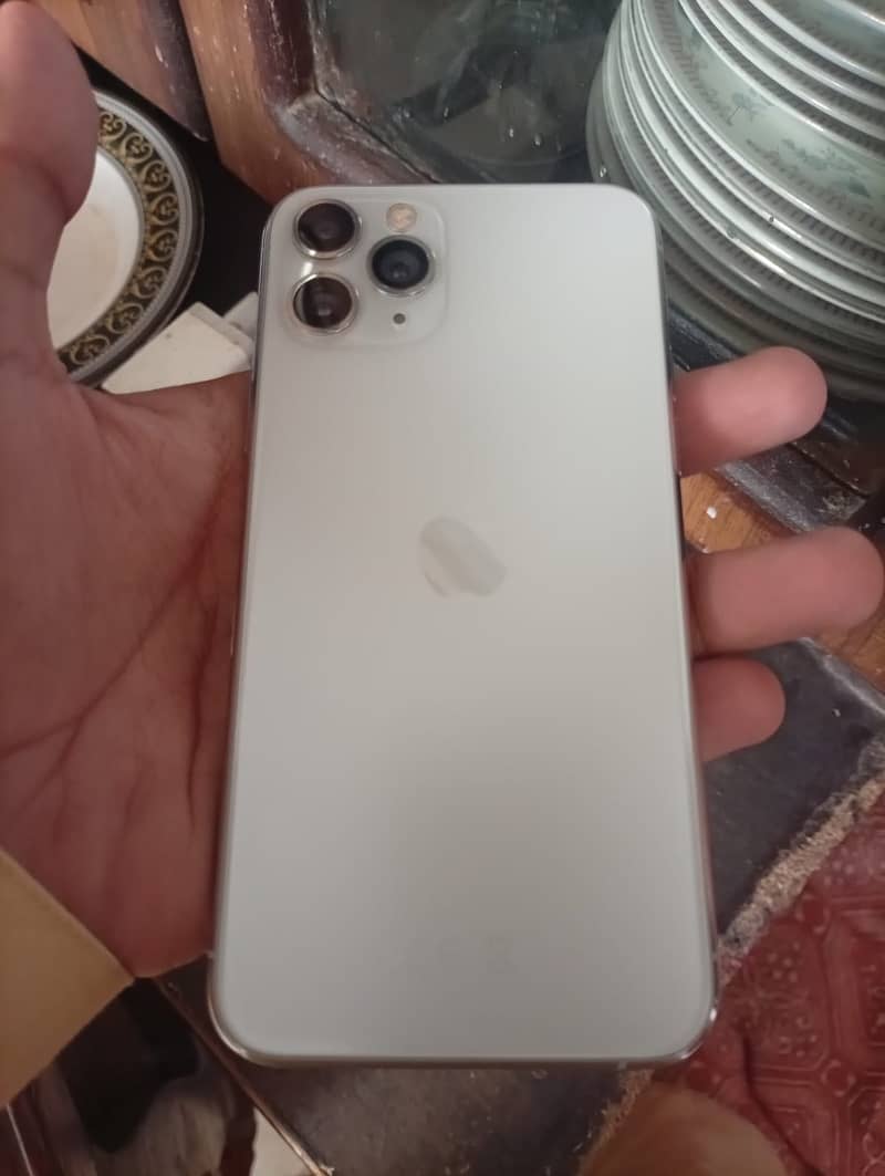 Apple iPhone 11 Pro 0
