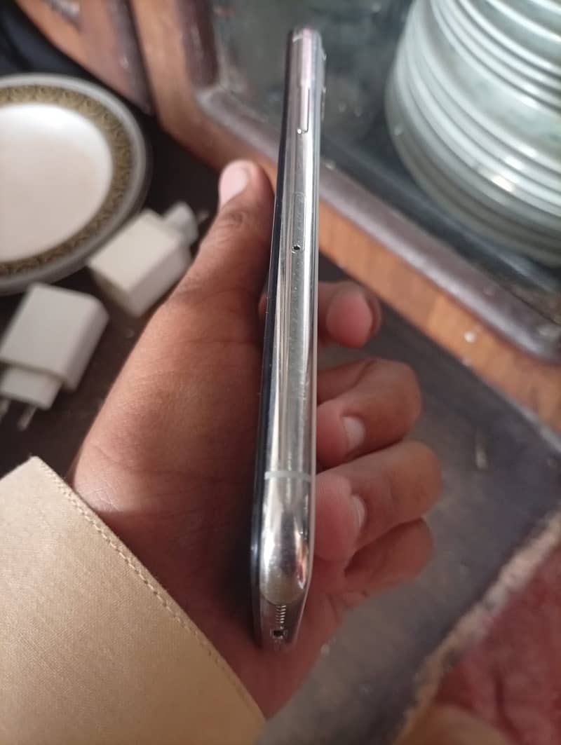 Apple iPhone 11 Pro 5