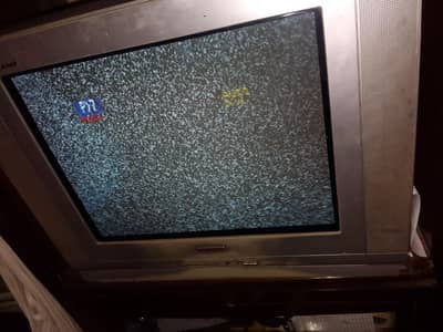 Samsung TV for sale, old tv but working