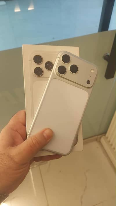 Apple iPhone 17 Pro Max