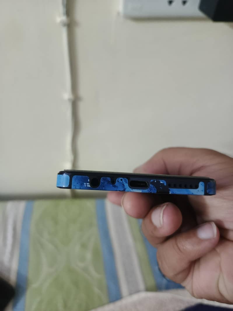 Tecno CAMON 20 2