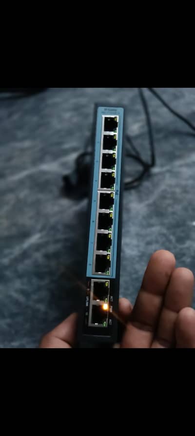 D-Link 8 Port PoE Switch with 2 Uplink Ports – Black