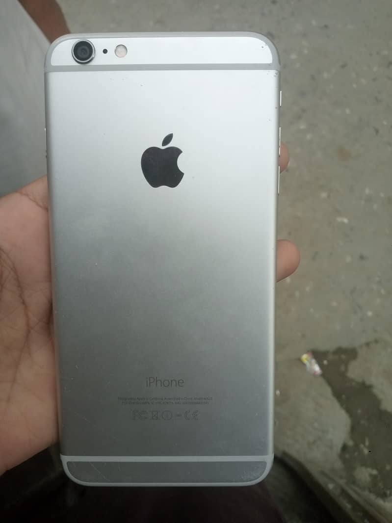 Apple iPhone 6 Plus 2