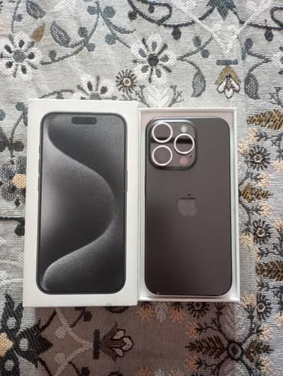 Iphone 15pro non pta with box 10/10 Waterpack