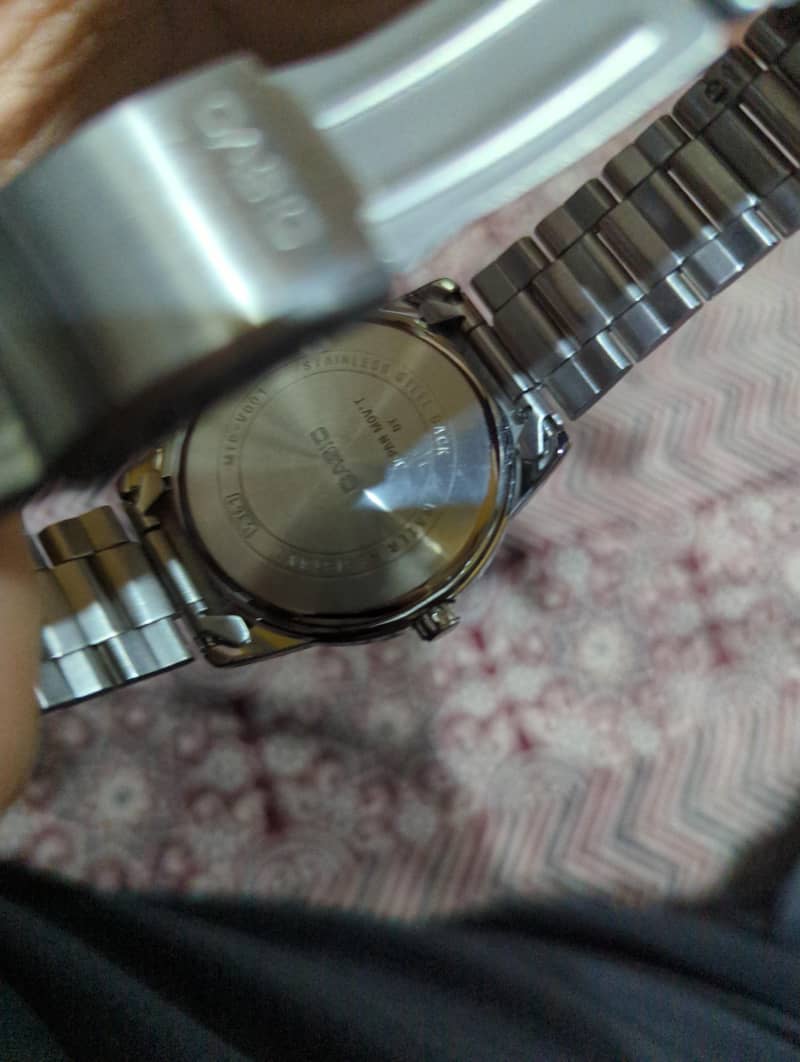 CASIO MTP-V001 3