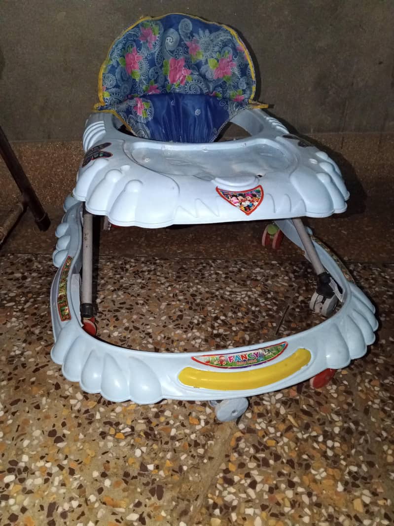 Baby walker 1