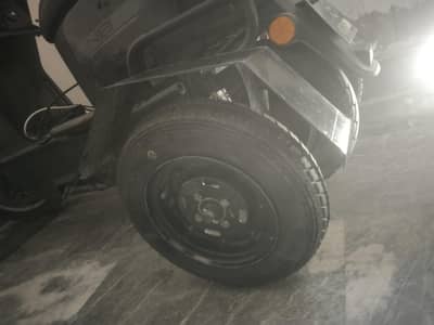 Scooty k side wheels available