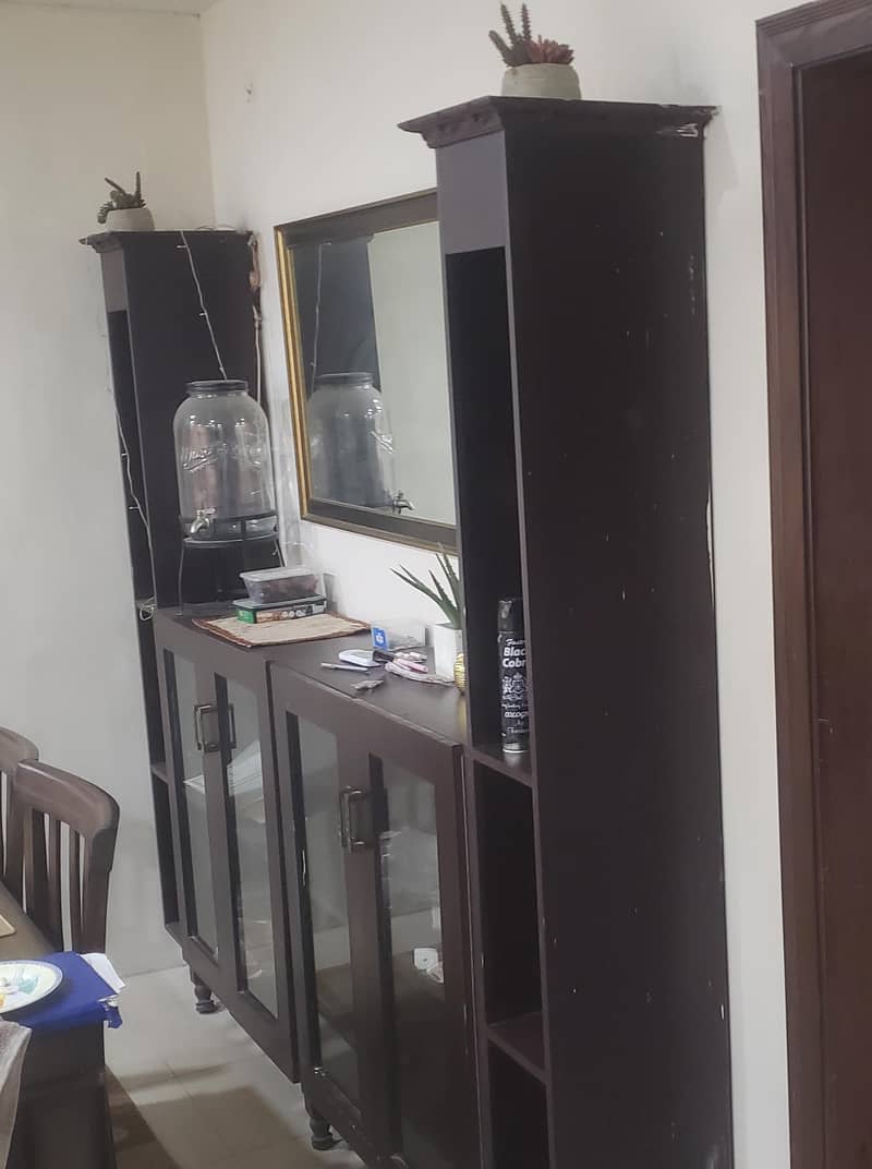 DISH WARDROBE 0