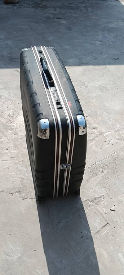 CORONA SUIT CASE