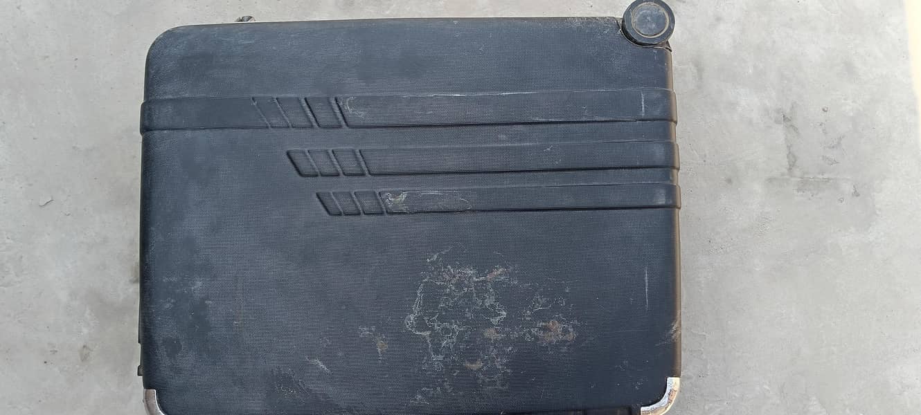 CORONA SUIT CASE 15