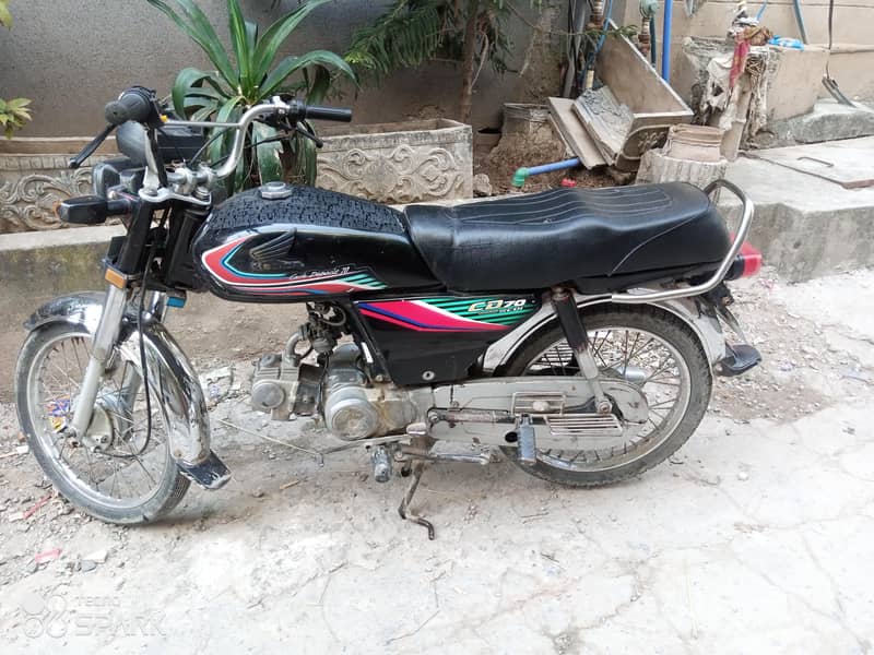 Honda CD70 0