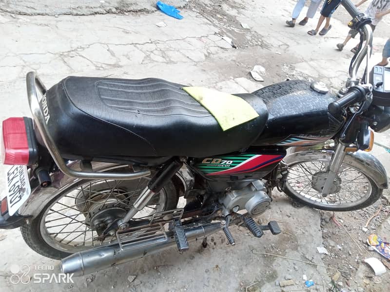 Honda CD70 6