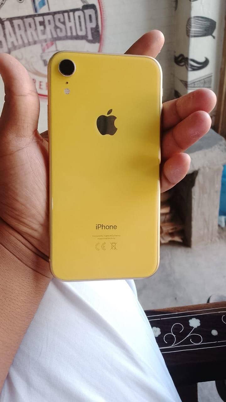 Apple iPhone XR 3