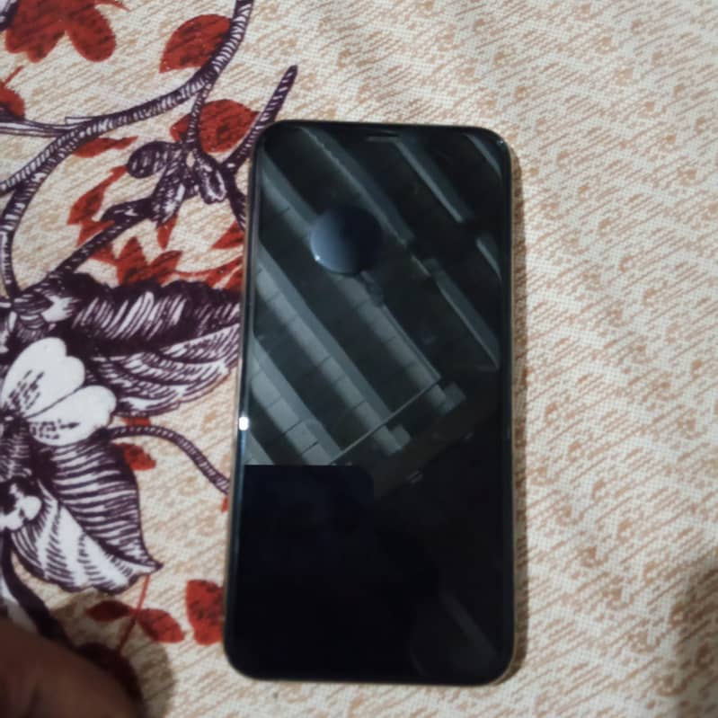 Apple iPhone 11 Pro 6